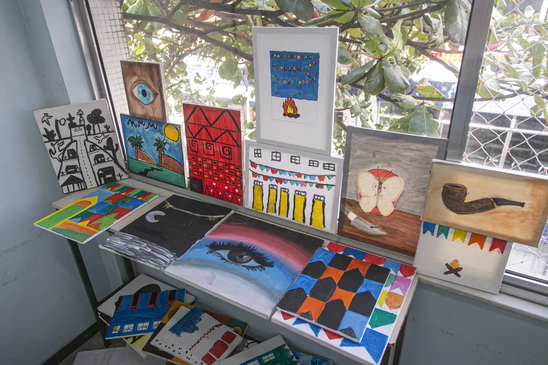 A arte é um campo do conhecimento multidisciplinar necessário para o potencial crítico, expressivo e o autoconhecimento do educando