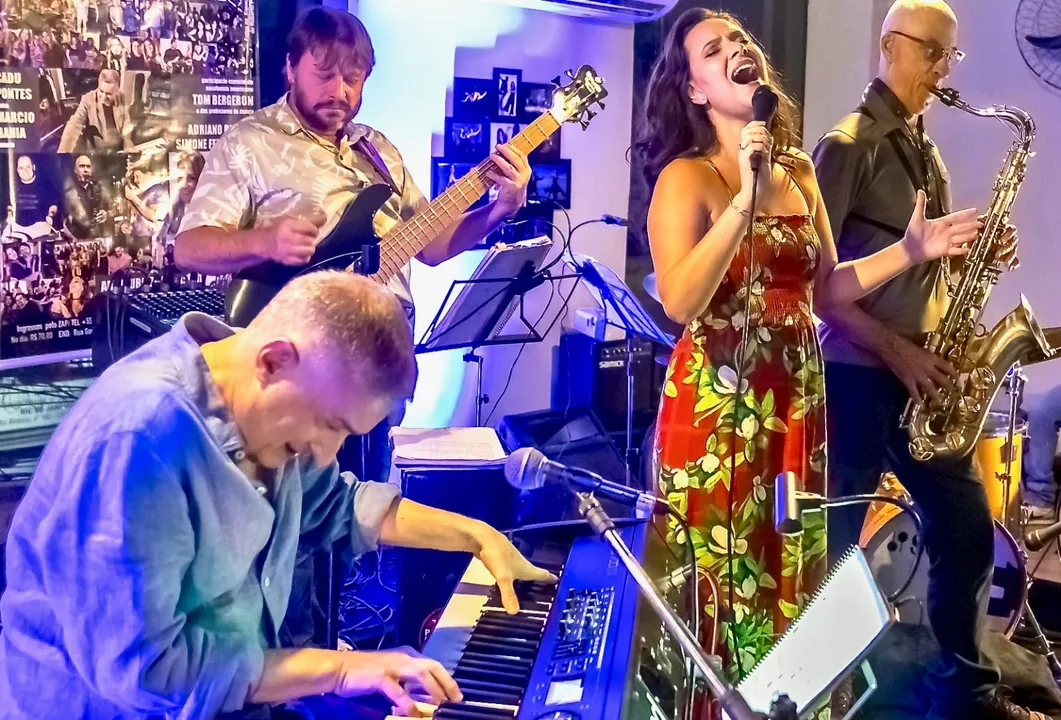 Isabella Antunes e Marvio Ciribelli durante os ensaios