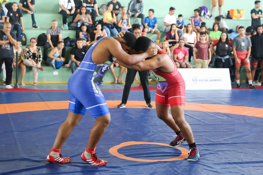 No Wrestling, a cidade de Niterói estará representada por Bernardo Ribeiro Vale e, no atletismo, por Antônio Laurêncio dos Santos
