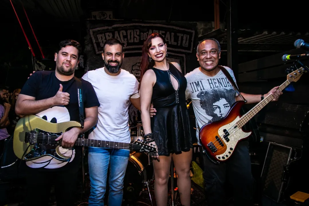 Banda Faixa Etária abre o sábado de shows do Aniversário de Niterói