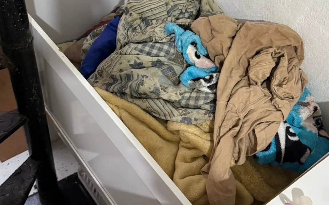 Mulher, de 23 anos, foi presa por abandono de incapaz seguido de morte