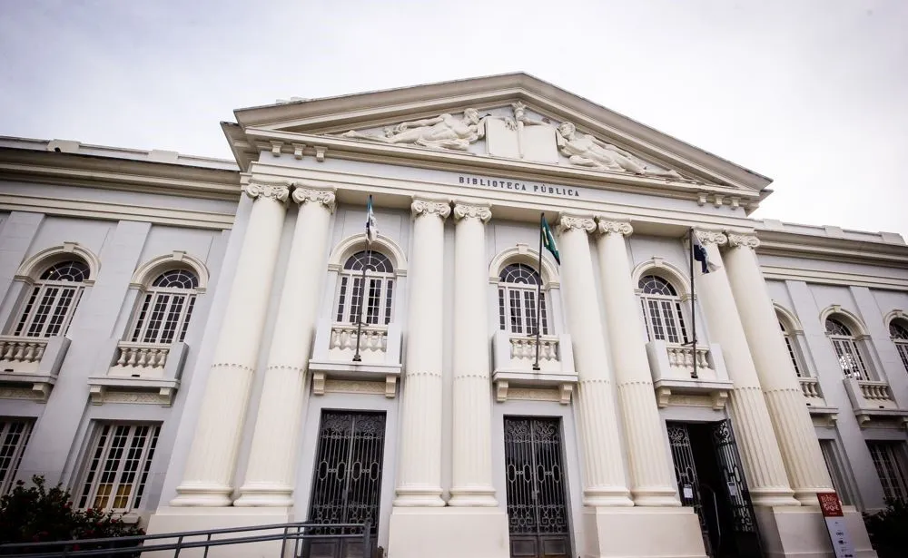 Fundada em 1935, Biblioteca Parque de Niterói fica na Praça da República no Centro da cidade