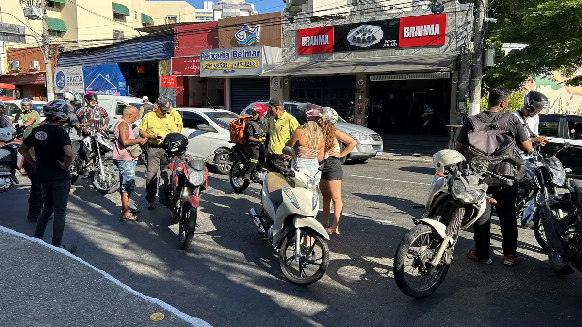 Os veículos apreendidos foram encaminhados ao depósito municipal localizado no bairro Serra Grande, na Região Oceânica