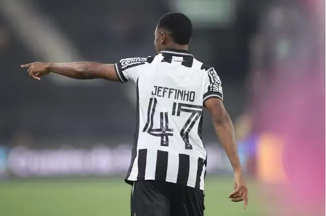Calção do Botafogo receberá novo patrocínio