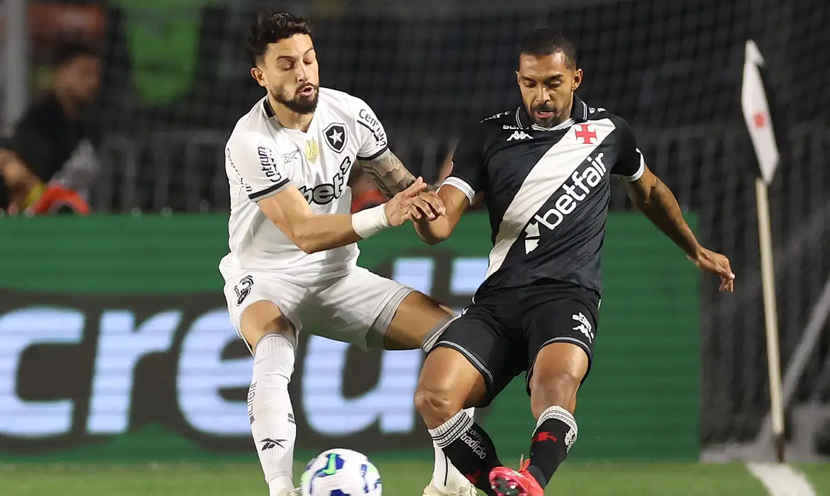 A torcida do Botafogo chega com grande expectativa, garantindo grande parte dos 40 mil ingressos já vendidos