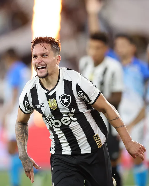 Artur marcou pela primeira vez com a camisa do Botafogo, diante do Capital-DF