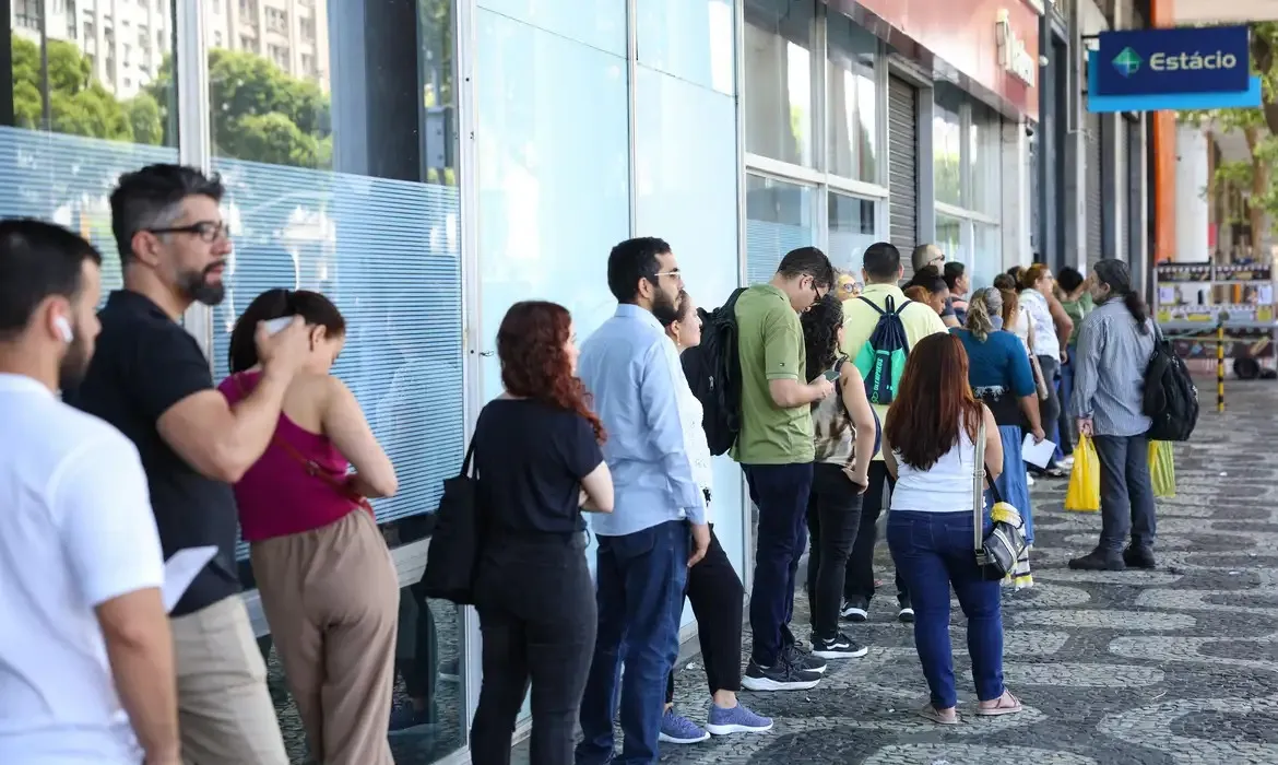 Os candidatos poderão conferir os gabaritos preliminares no site oficial da Fundação Getulio Vargas