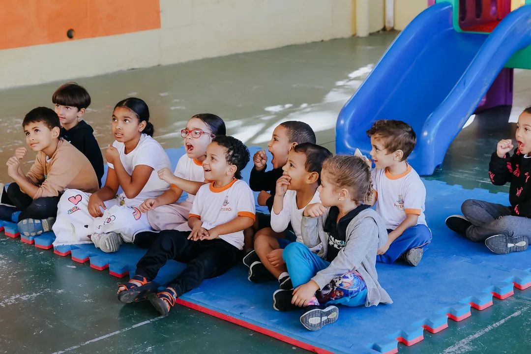 O projeto conta com mais de 640 crianças inscritas para participar das atividades