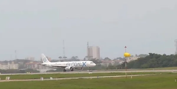 Novo voo com brasileiros vindo dos EUA chega a Fortaleza