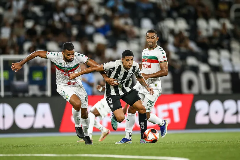 Jogo aconteceu no Estádio Nilton Santos