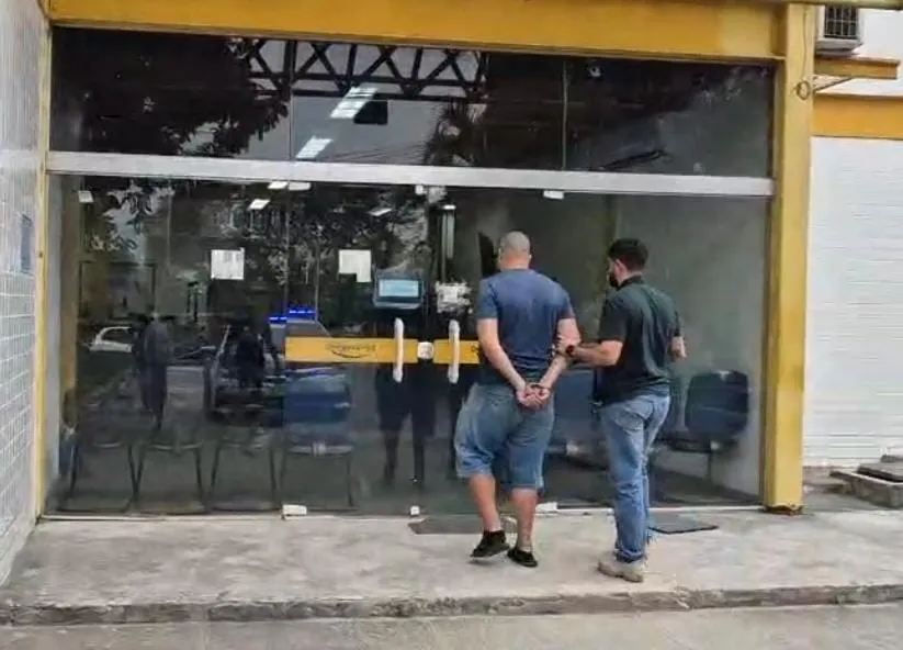 O caso foi registrado como tentativa de homicídio qualificado por motivo fútil
