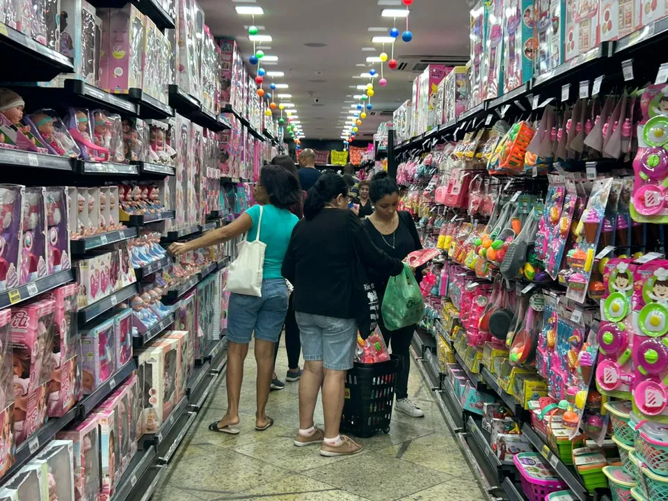 A expectativa é que o Dia das Crianças movimente R$ 16,7 bilhões no comércio nacional