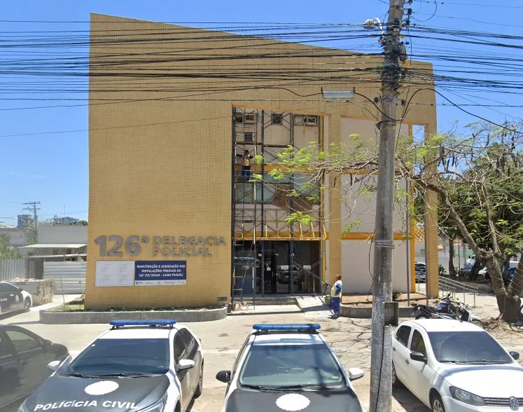 Corpo do homem foi localizado boiando na praia