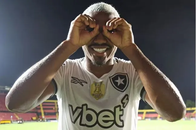Cuiabano marcou o gol da vitória do Botafogo sobre o Sport, no domingo (20)