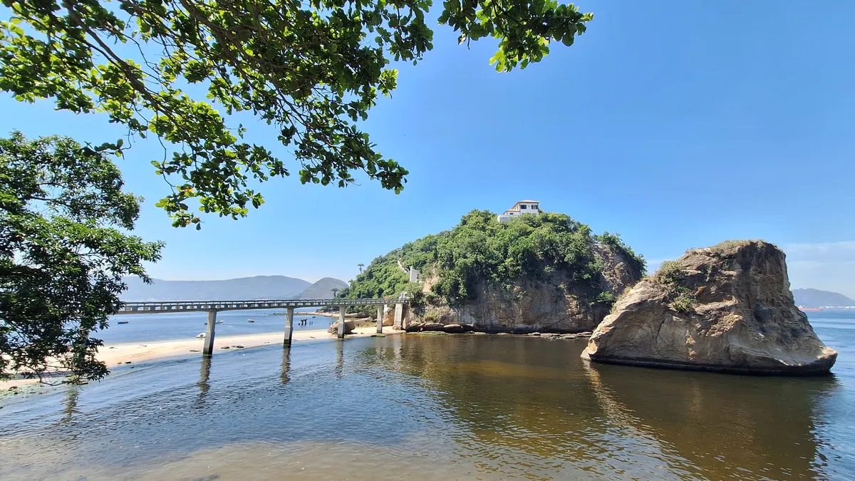 A Ilha da Boa Viagem é um patrimônio nacional, tombado pelo Iphan desde 1938