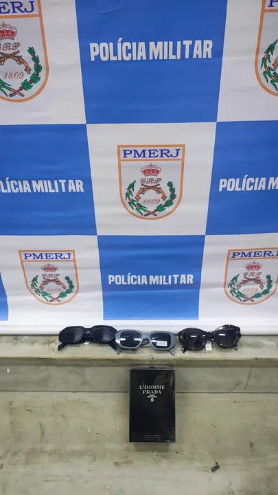 De acordo com seguranças do estabelecimento, a dupla foi localizada, ainda dentro do shopping