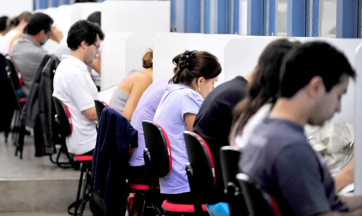 Ao todo, serão 12 vagas para atuação presencial nas unidades da EcoRodovias em diversas regiões do país