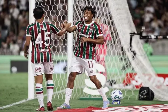 Keno pode ser o substituto de Serna no Fluminense, contra o Mirassol