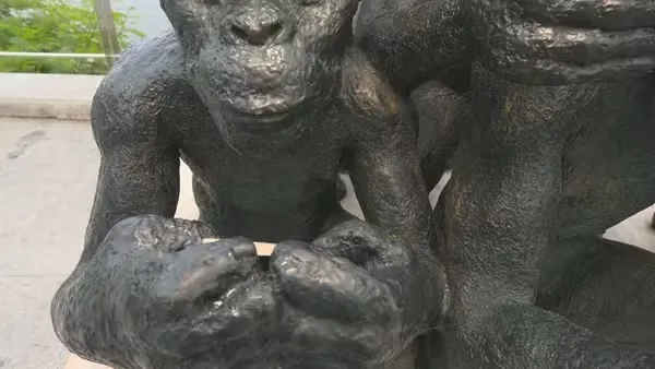 Dois celulares da escultura foram furtados em menos de duas semanas