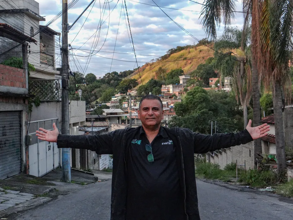 Atual coordenador pela ONG Cufa, Fabinho gere projeto que emprega ex-detentos como entregadores em áreas consideradas "de risco" por outras transportadoras