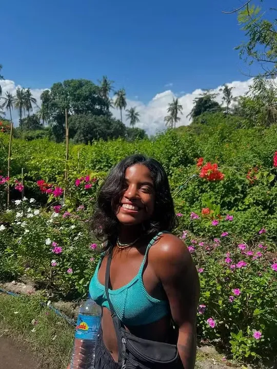 A publicitária caiu enquanto realizava uma trilha no vulcão Rinjani, em Lombok, na Indonésia