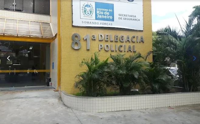 O assalto aconteceu na Rua Engenho do Mato e durou cerca de 30 minutos