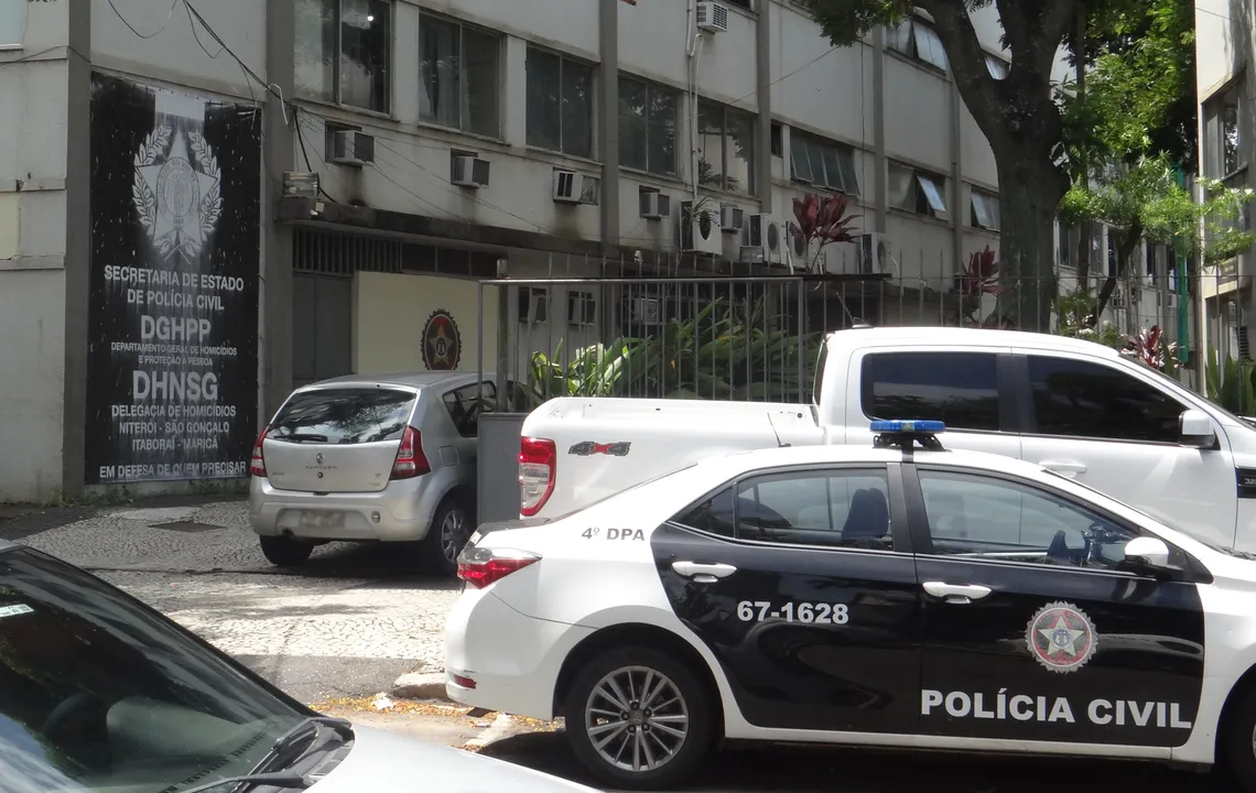 A Delegacia de Homicídios de Niterói e São Gonçalo (DHNSG) foi acionada para o caso