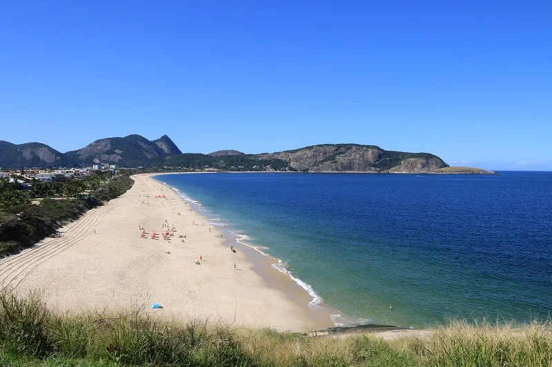 Praias Oceânicas de Niterói estão entre a mais recomendadas para o banho de mar