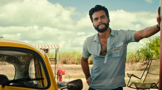 O filme representa o Brasil, neste sábado (24), na disputa pela Palma de Ouro, principal prêmio do festival