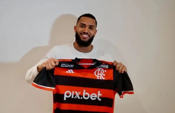 Juninho assina com Flamengo até 2028