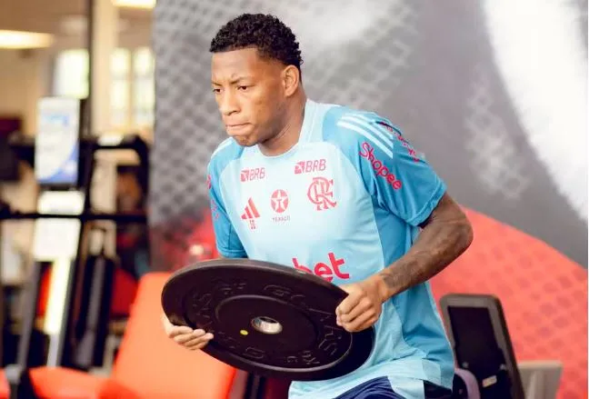 Plata só deve voltar a atuar pelo Flamengo na Copa do Mundo de Clubes
