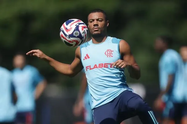 Flamengo prepara De la Cruz para sequência de jogos