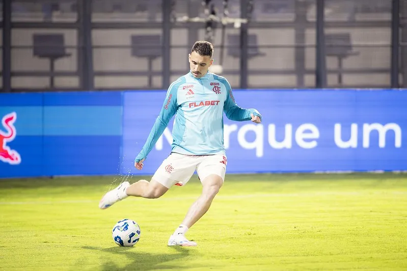 Léo Ortiz, do Flamengo, é alvo do futebol europeu
