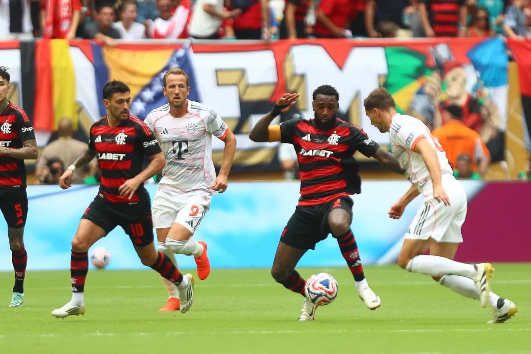 Gerson e Jorginho marcaram para o Fla, mas não conseguiram sobrepor rival alemão