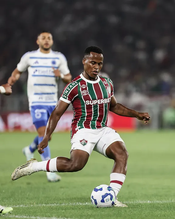 Arias fez sua última partida com a camisa do Fluminense