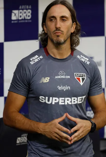 Fluminense anunciou Zubeldía como treinador