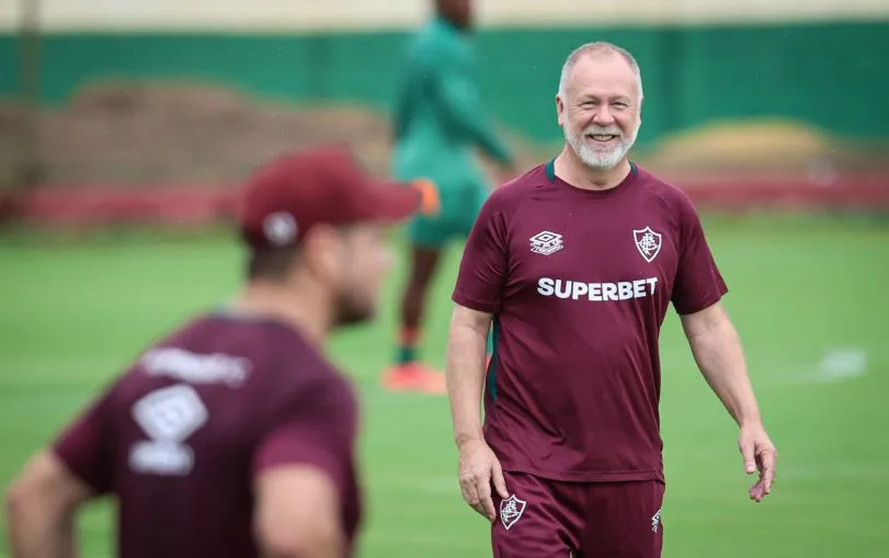 Mano Menezes e restante do elenco voltam ao Fluminense na próxima rodada do Carioca