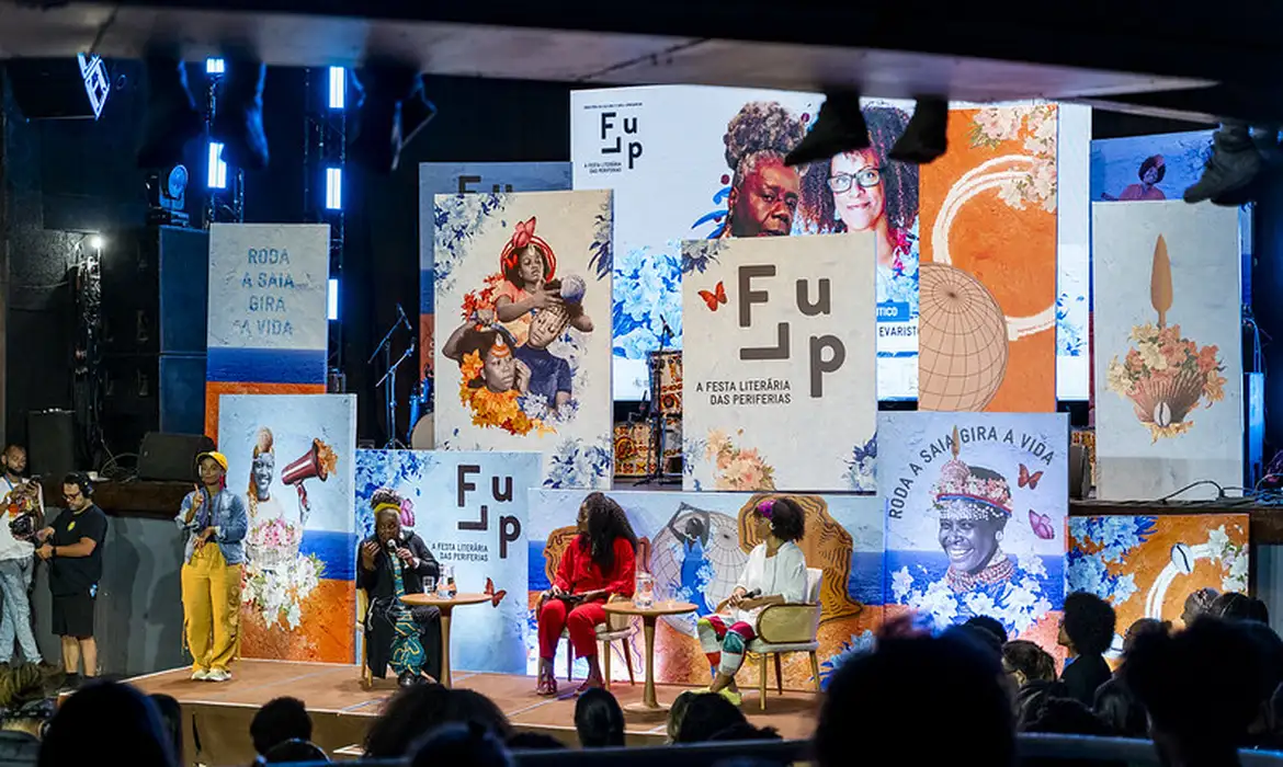 A Festa Literária das Periferias (Flup) vai levar oito destacados escritores da literatura brasileira contemporânea para a 34ª edição do Étonnants Voyageurs