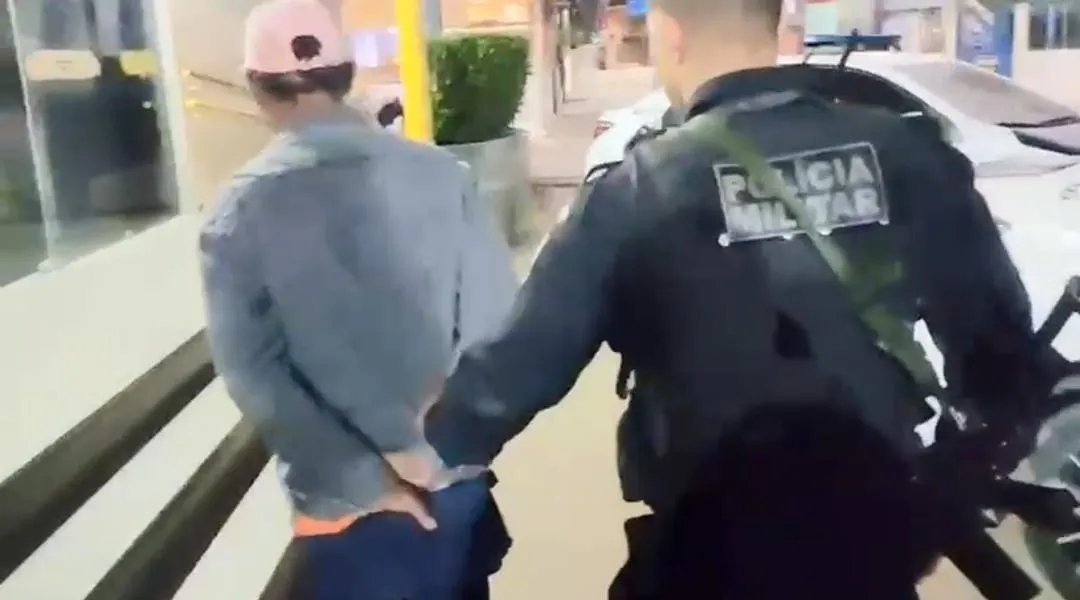 O homem foi preso por policiais militares do 12º BPM