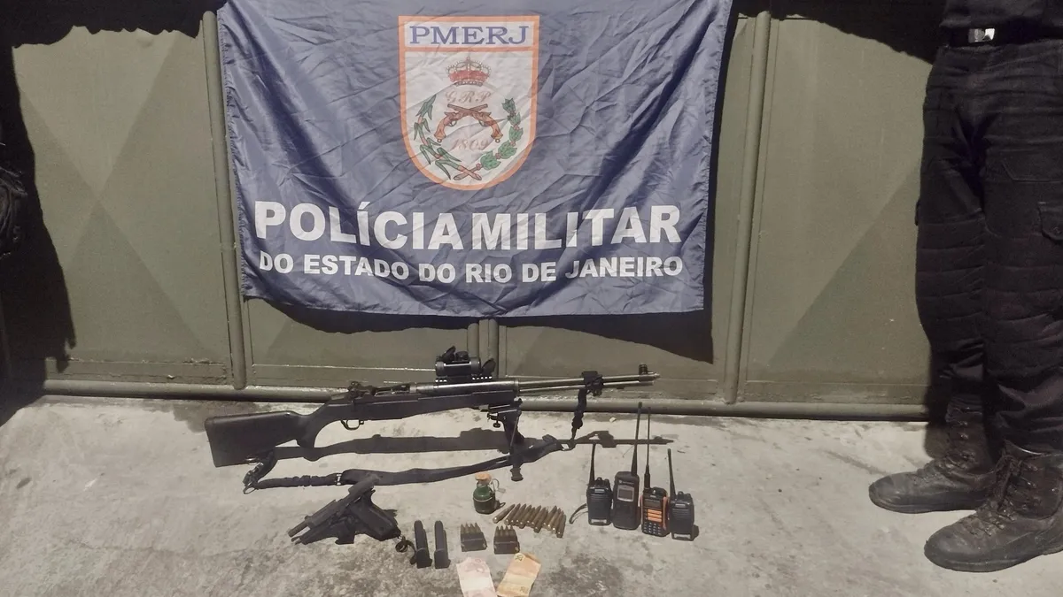 Os criminosos e todo o material apreendido foram encaminhados à 78ª DP (Fonseca)