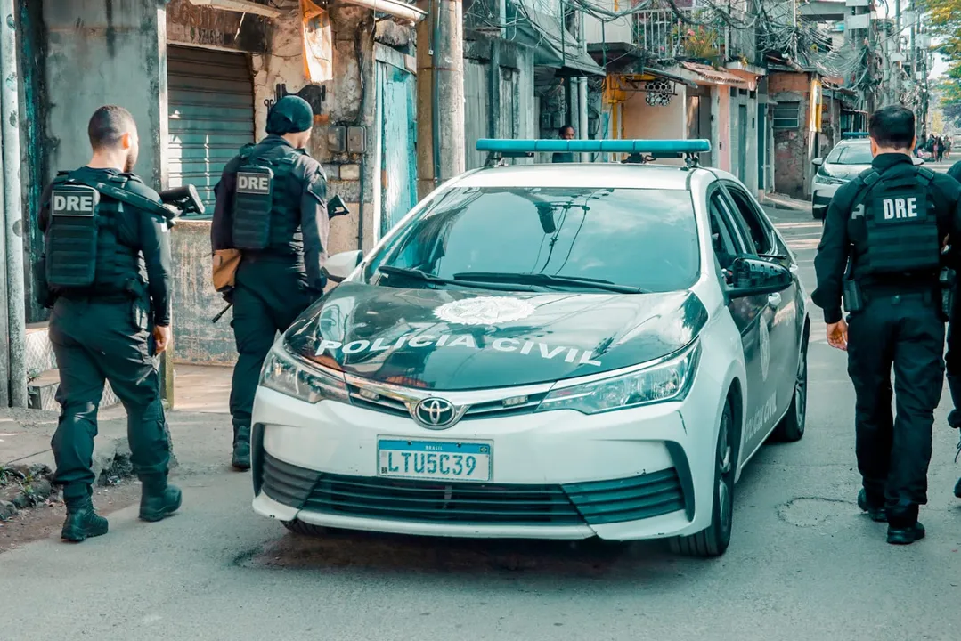 A ação foi realizada por agentes da DRE e da GAECO/MPRJ