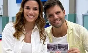 O casal está junto há seis anos