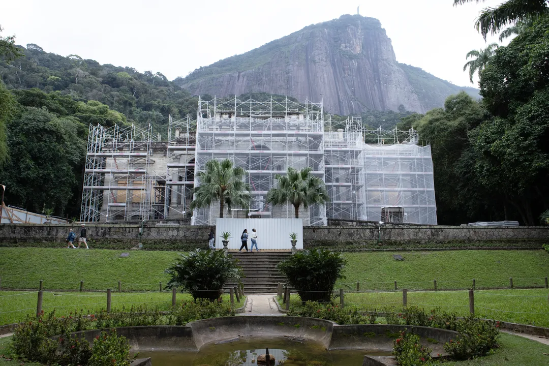 O projeto inclui melhorias na acessibilidade, iluminação, instalações elétricas e hidráulicas, climatização e sistema de combate a incêndios