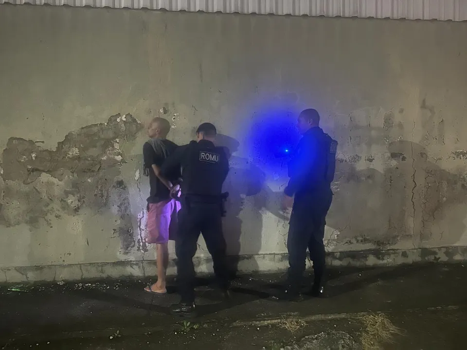 A equipe da Romu foi acionada e, ao chegar no local, prendeu o agressor