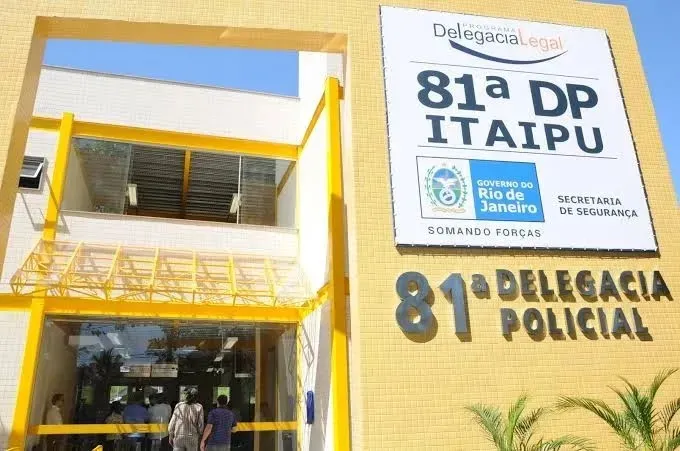 O suspeito foi encaminhado para a 81ª DP, em Itaipu, onde ficou detido por receptação