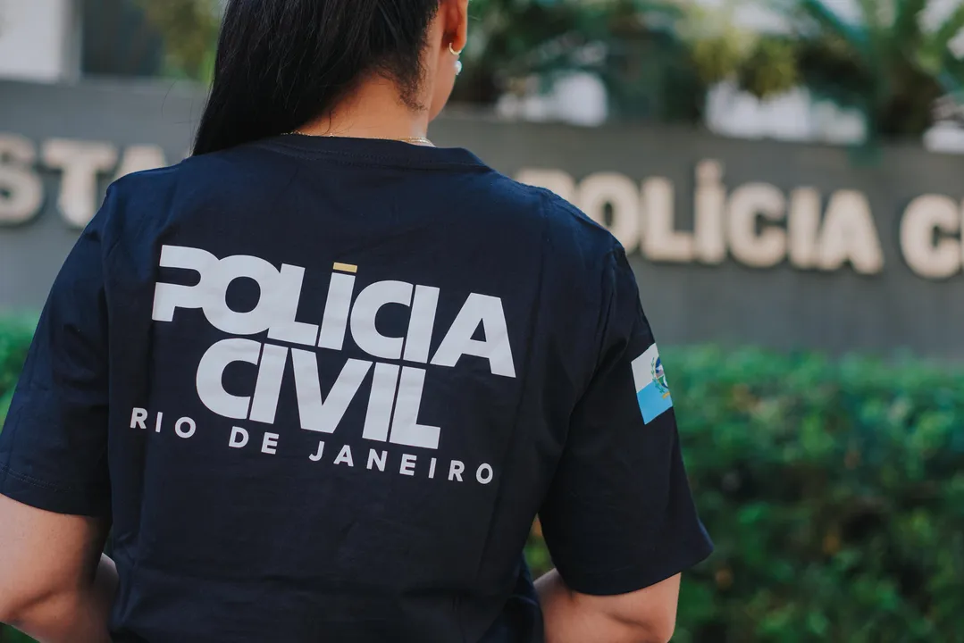 As investigações estão em andamento para localizar o segundo suspeito