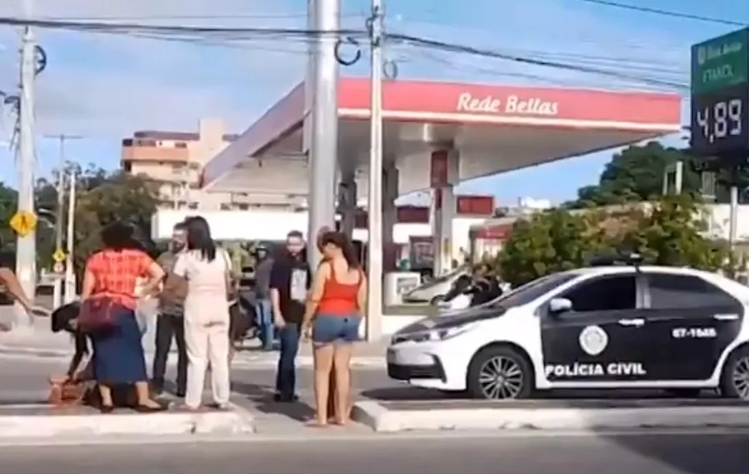 Segundo Polícia, carro não estava em alta velocidade, mas acabou atingindo idosa mesmo assim