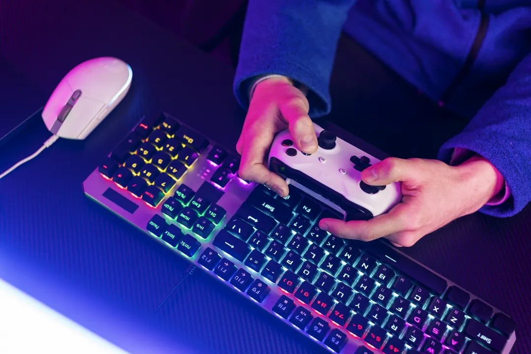 Voltada a jovens, famílias, entusiastas e profissionais em formação, a ação vai além da exibição de jogos