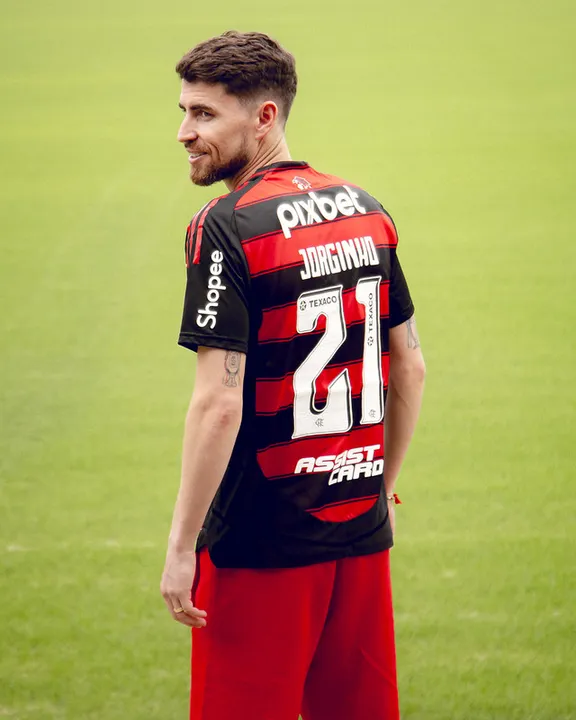 Jorginho já pode estrear pelo Flamengo