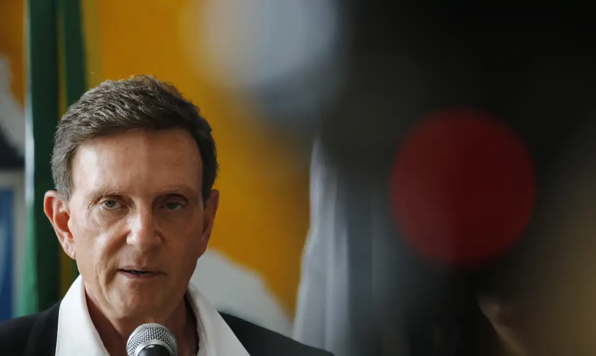 Justiça determinou o bloqueio de até R$ 50,5 milhões em bens do ex-prefeito Marcelo Crivella